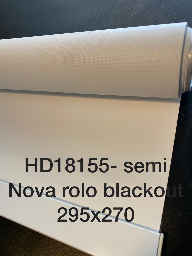 Rolô Blackout HD18155